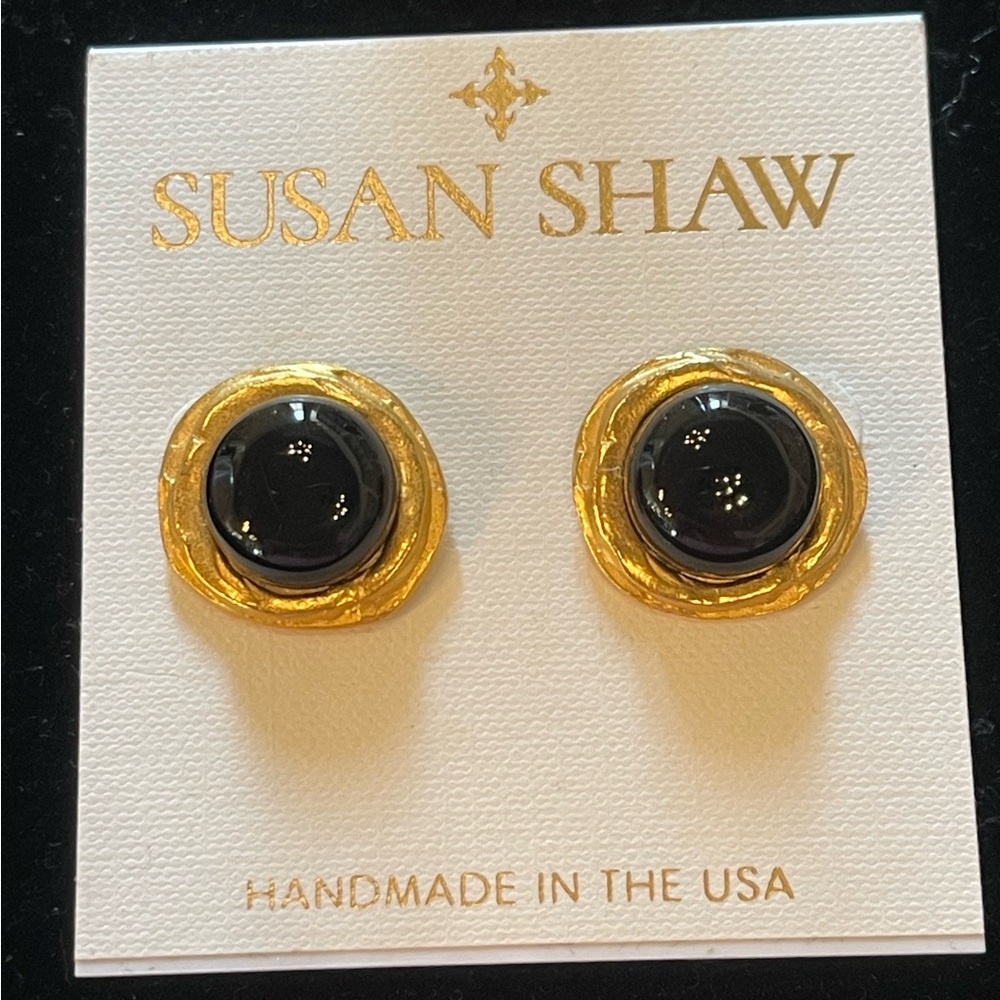 Susan Shaw Gold and Black Stud Earrings